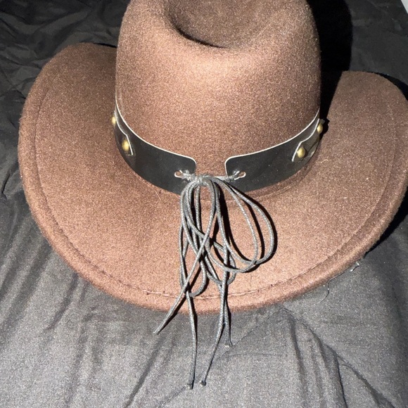 SHEIN Brown Western Hat with Bullhead Detail - Picture 3 of 6